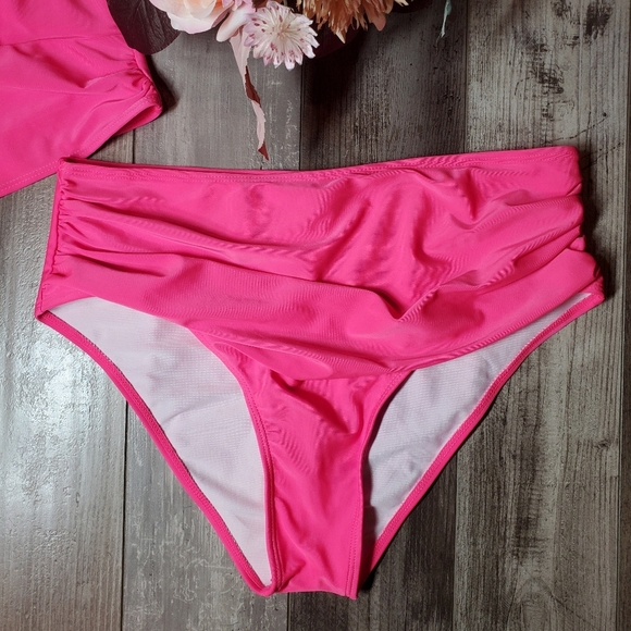 SOLY HUX Women's Plus Size Color Block Swimsuit Ruched High Waist Hot Pink 1XL - Picture 15 of 16